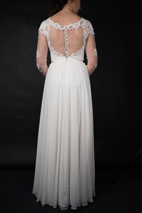 Piękna suknia ślubna