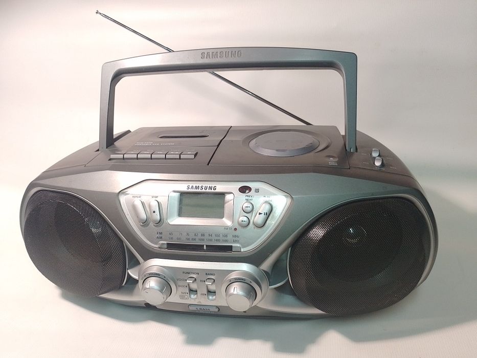 Бумбокс Samsung. Vcd.mp3