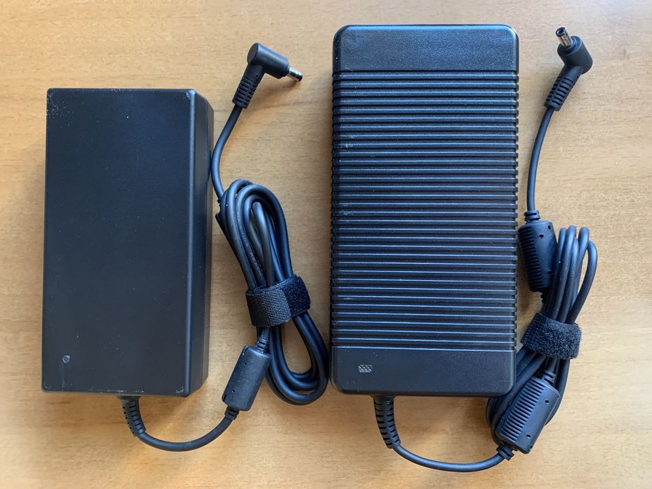 Блок Питания Ноутбука Gigabyte AERO AORUS 19.5V 9.23A 11.8A 180W 230W