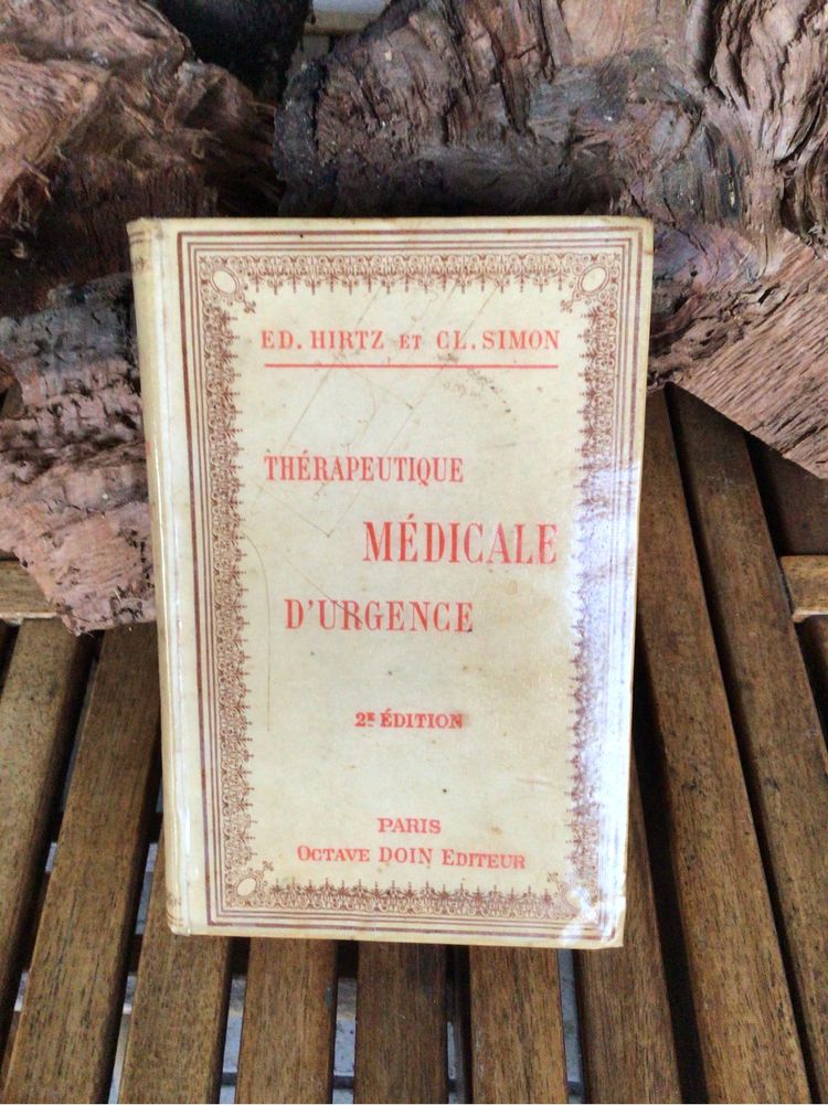 Livro de medicina de 1909