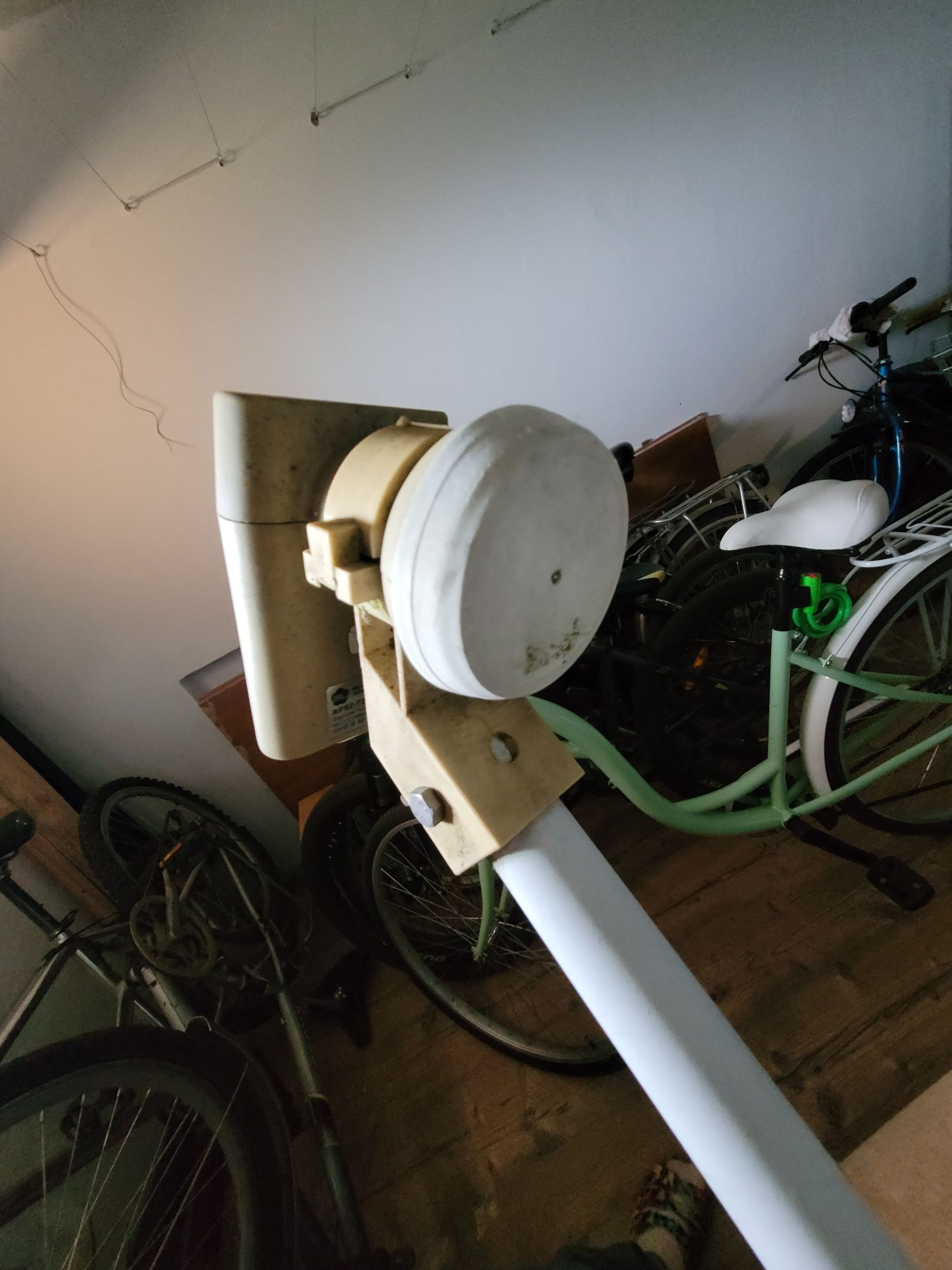 Talerz satelitarnyantena satelita  80cm 2 konwertery mocowanie