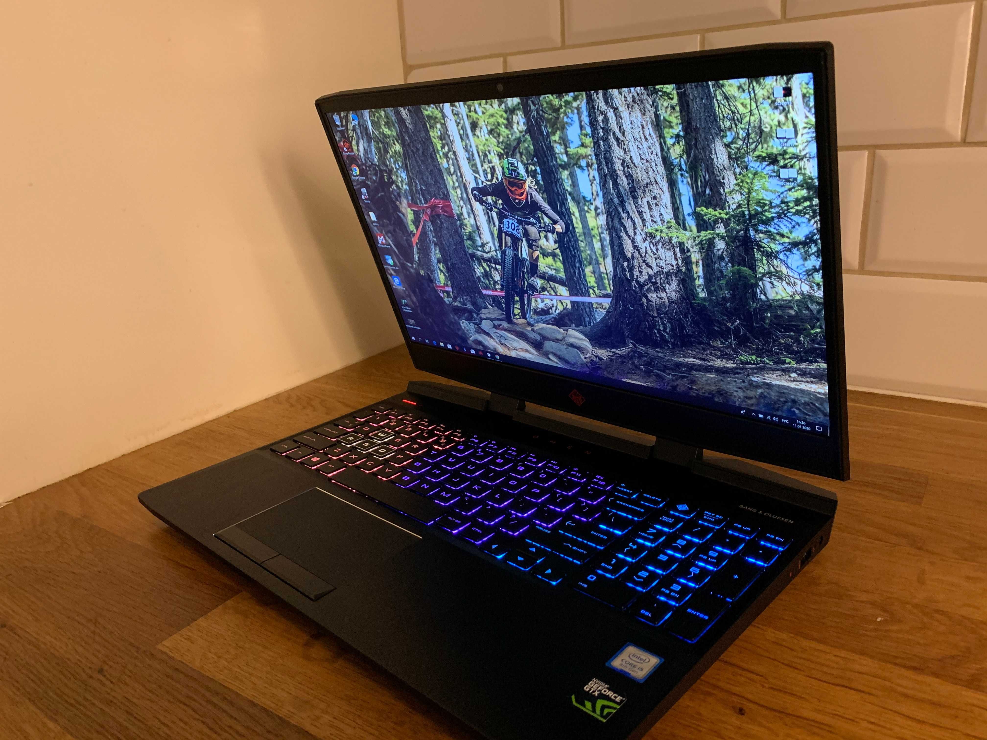 Hp Omen 15 i5-9300. ram 8gb. gtx1650. ssd256.sata100gb. 144Hz