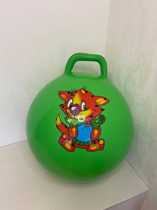 М'яч для фітнесу з ручкою