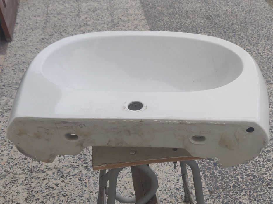 Lavatórios (2 unidades)