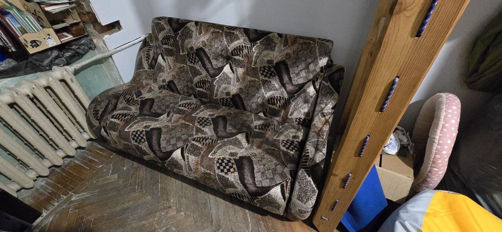 Продам розкладний діван