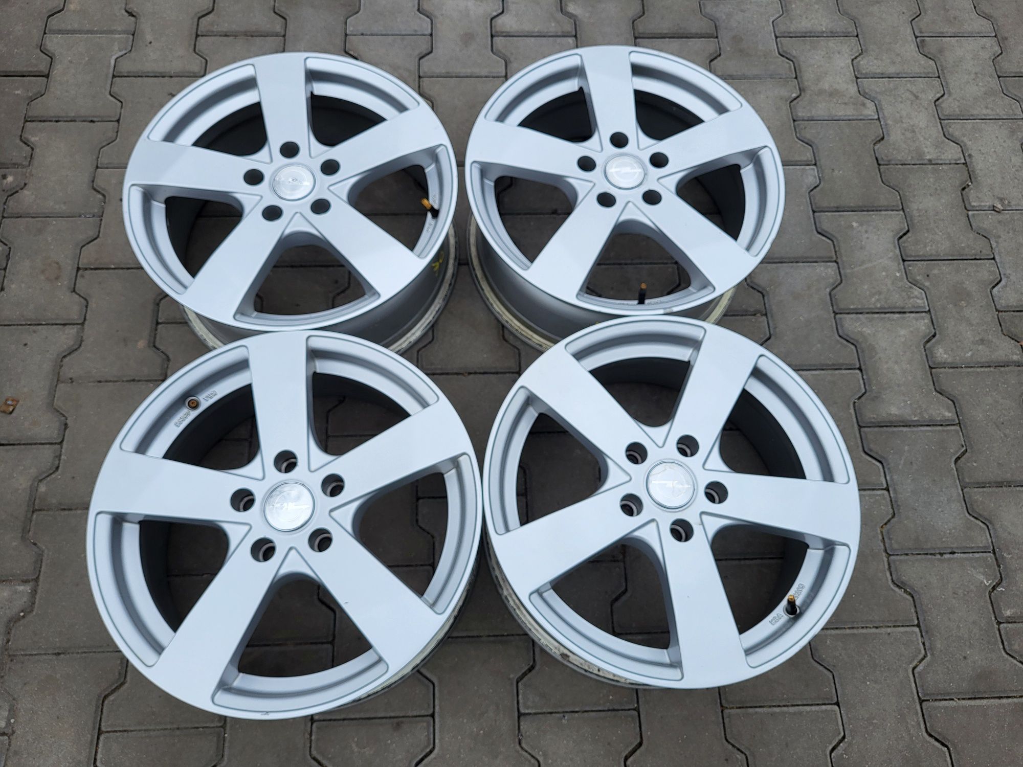 Alufelgi 17" 5x115 ET43 Opel Zafira C Astra J K Chevrolet  IGŁA !