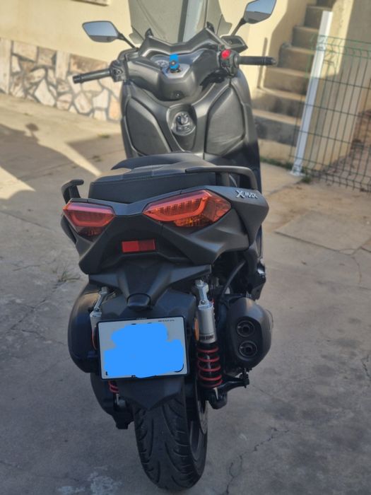Yamaha X-Max 300