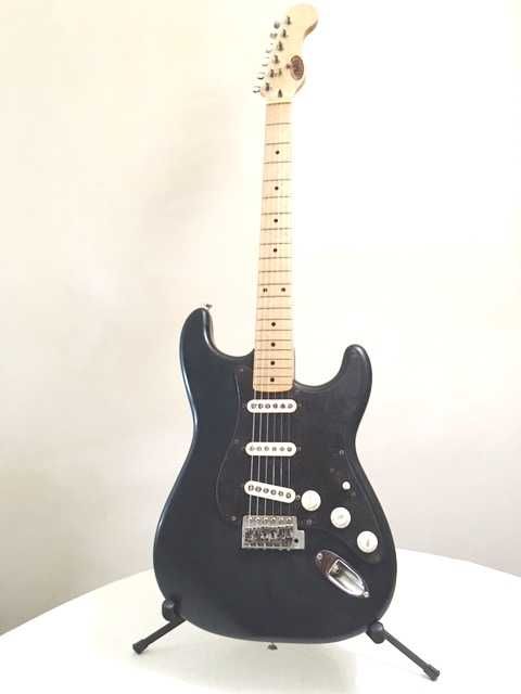 Guitarra JMS Stratocaster custom shop  nova com garantia