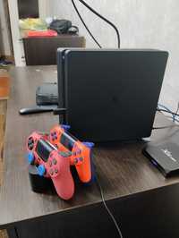 Продам ps4 slim 500gm