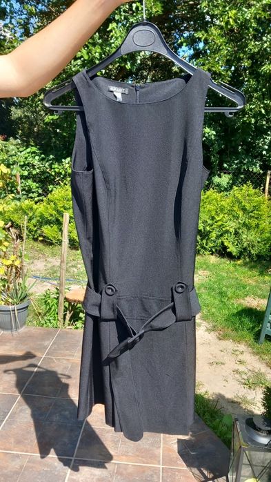 Sukienka Apart czarna na wesele, do szkoły