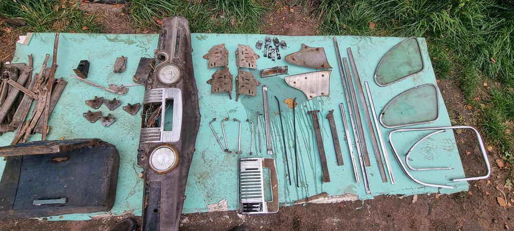 Страпонтены , форточки, оклады ГАЗ 12 ЗИМ