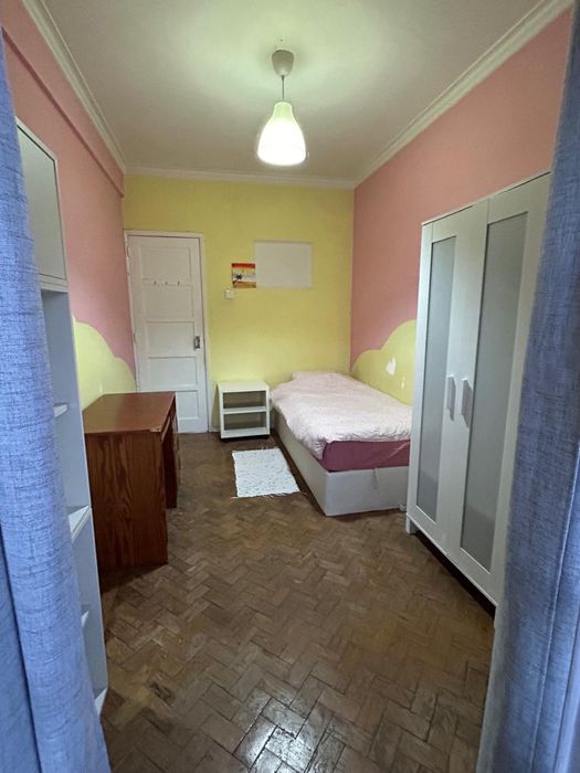 Quarto Solteiro/ Enviar Msg Whatszap - não ligar