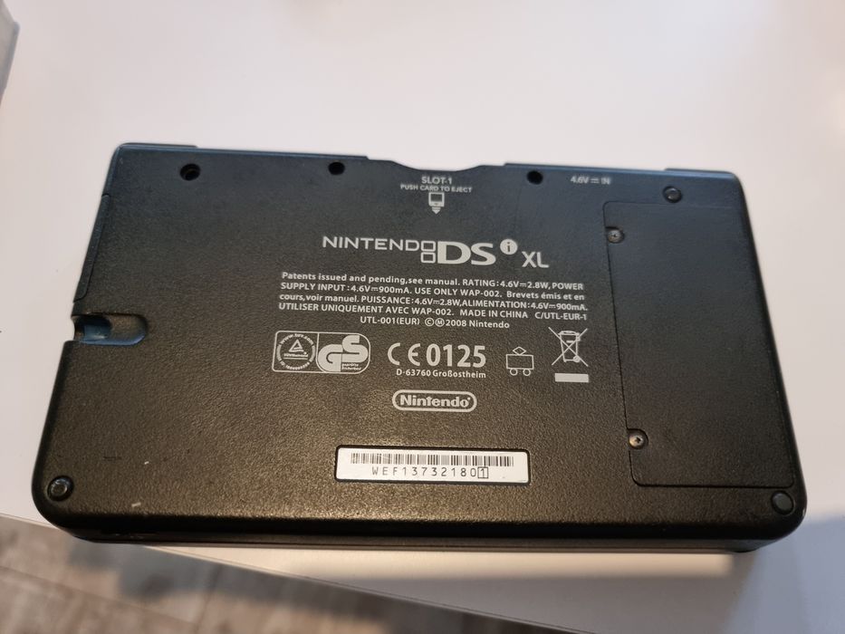 Nintendo DSi XL blue