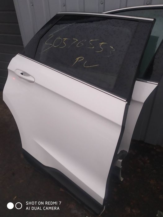 Двері задні праві Ford Edge