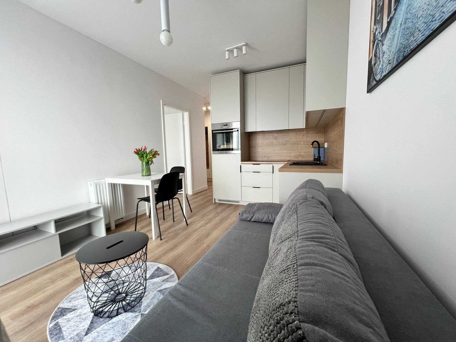 PETS OK Komfortowe 2-pok z garażem i balkonem blisko Czerwonych Maków