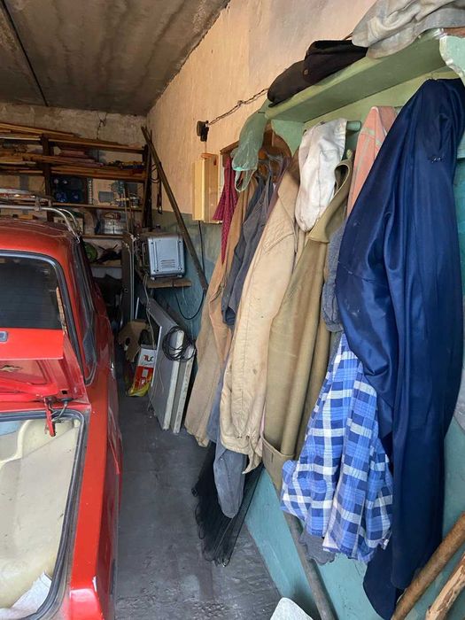 Продам гараж в гарному стані в Інгулець Кривий ріг