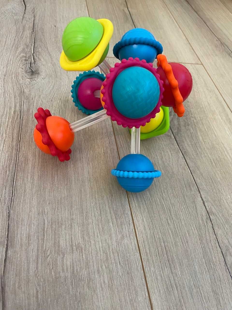 Іграшка - прорізувач fat brain toys wimzle сенсорні кулі
