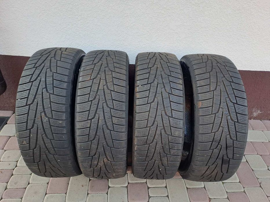 зимова резина kumho izen i'zen kw 31 235/60 r18