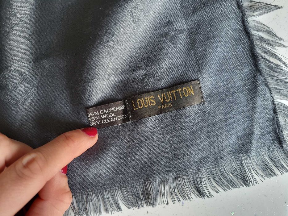 Chusta Louis Vuitton Paris