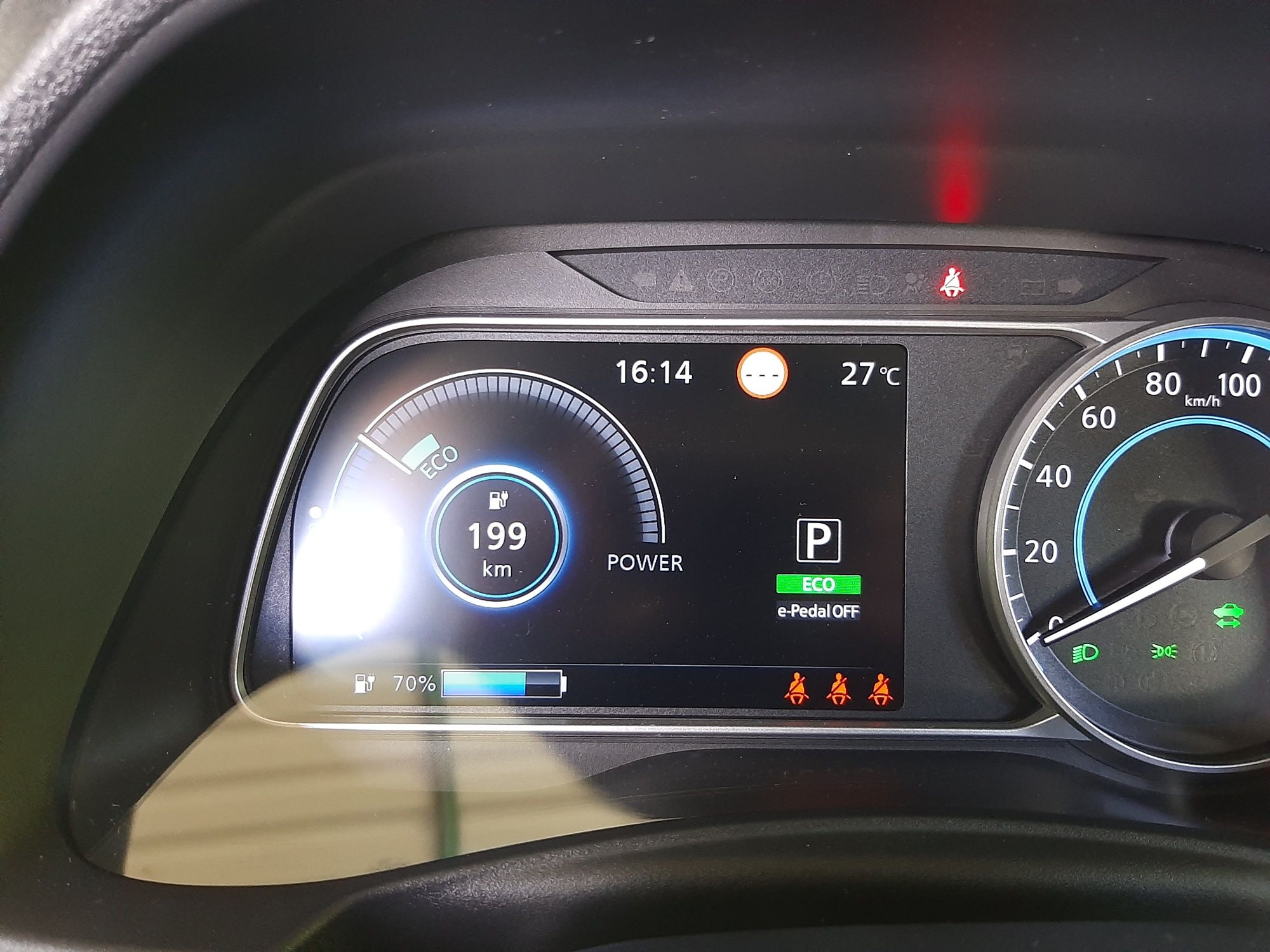 Nissan leaf 40kw. 2021