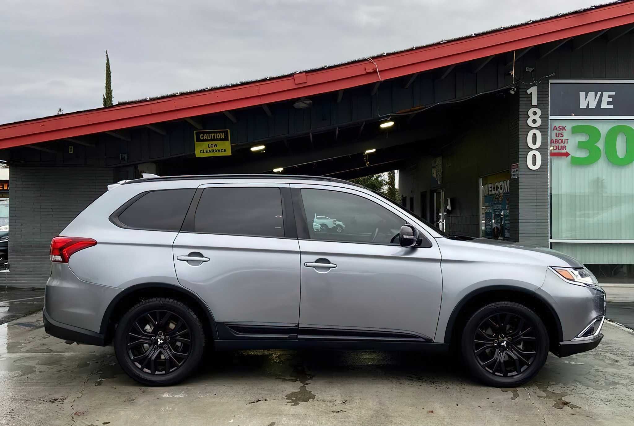 Mitsubishi Outlander 2018