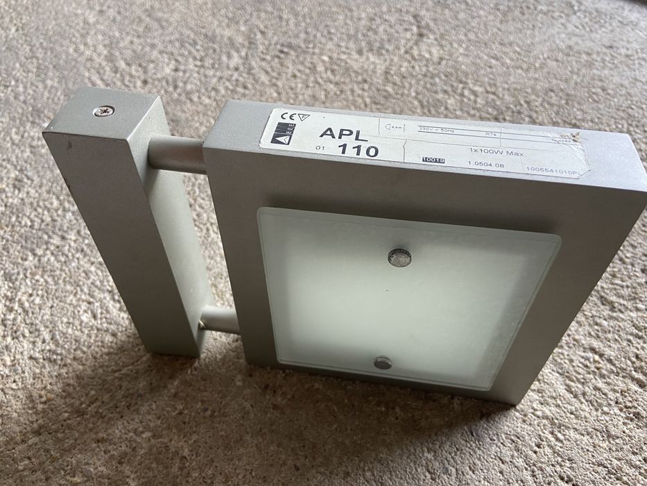 Vendo Aplique ilumina quadros ou troco por algo do meu agrado