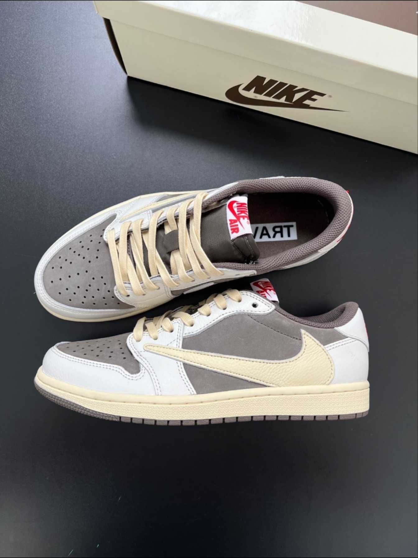 Jordan 1 Retro Low OG SP Travis Scott Reverse Mocha R.43