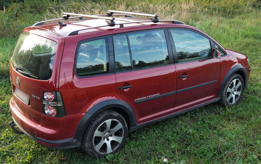 Volkswagen Touran Cross