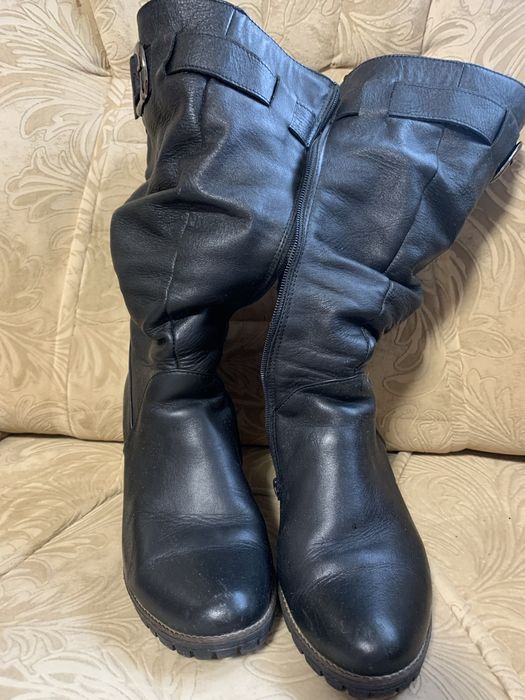 Зимові жіночі чоботи