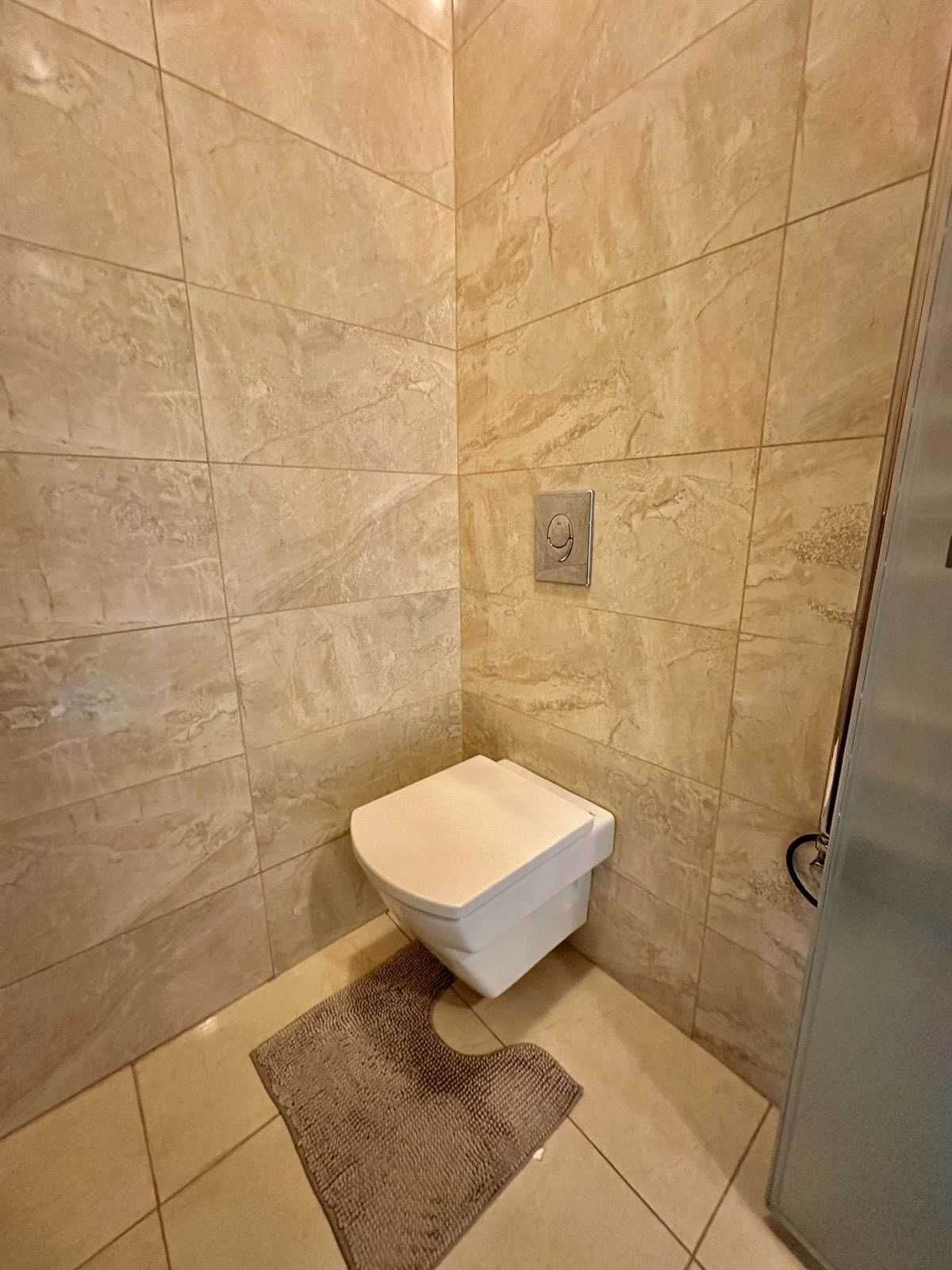 Оренда 2 кім квартири по вул. М. Грушевського (150 м.кв.)