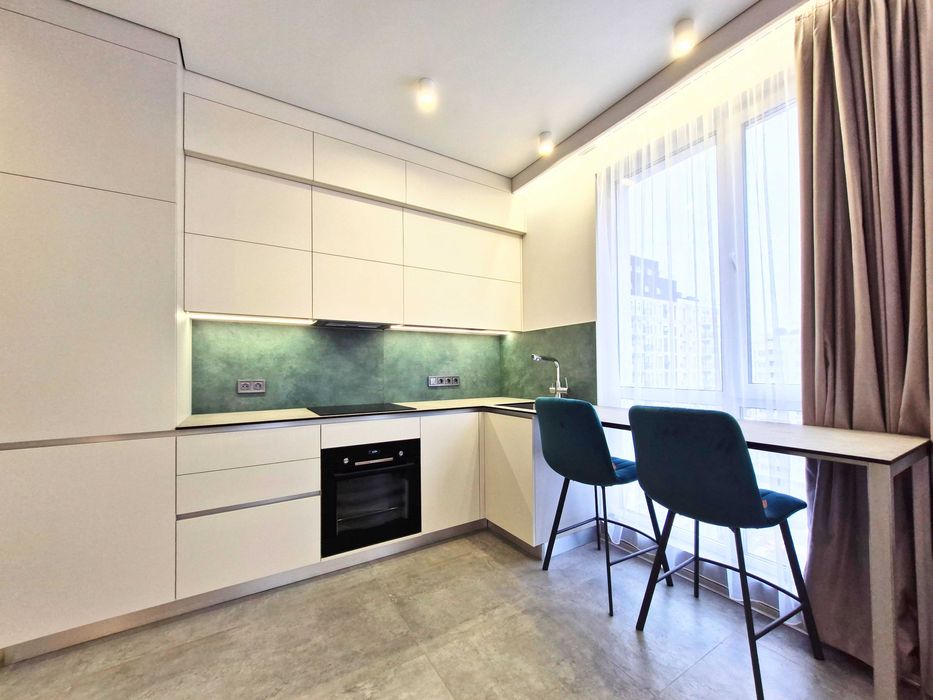 Продам 1к+ кухня-вітальня! ЖК Нова Англія / Новая Англия! Метро 10хв.