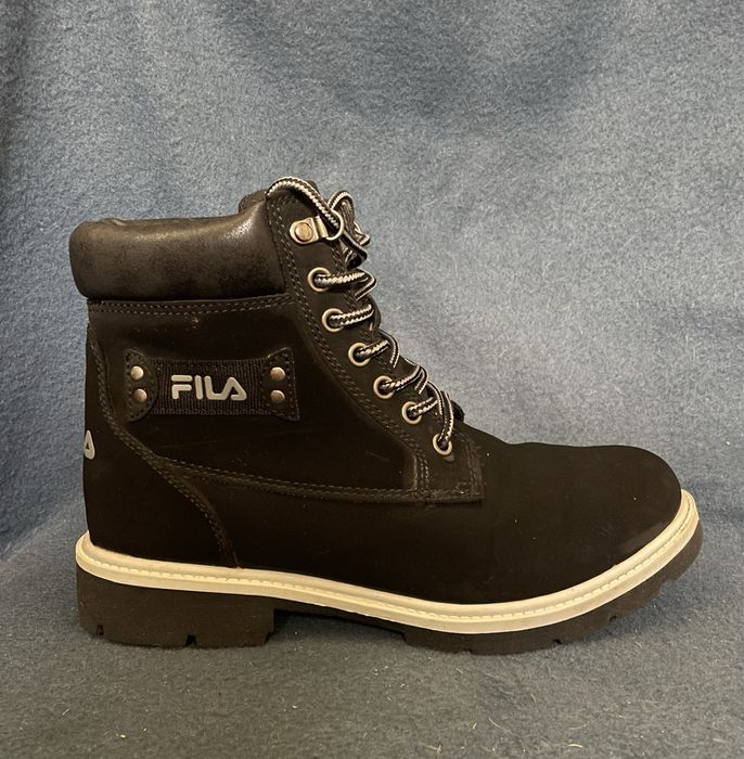 Кожанные нубук ботинки Fila. Оригинал. Размер 39. Тракторная подошва.