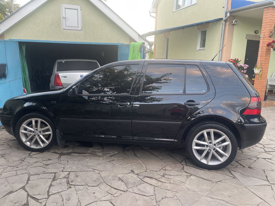 Диски р17 5х100 з гарною резиною