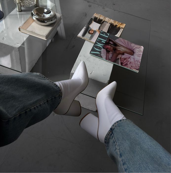 Білі тканеві ботильйони, 36 і 38 розміри