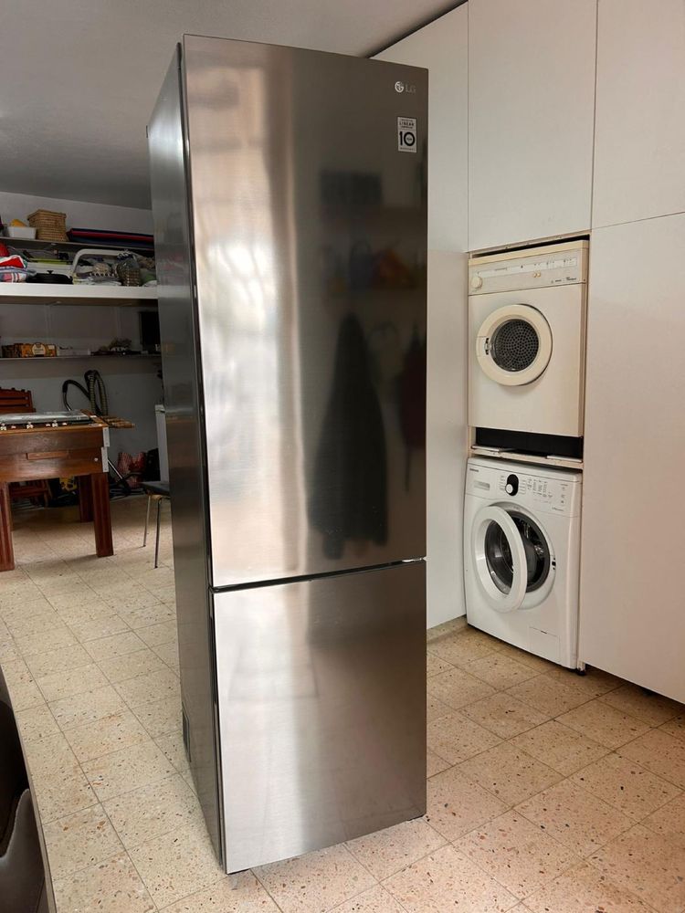 Frigorífico combinado LG novo