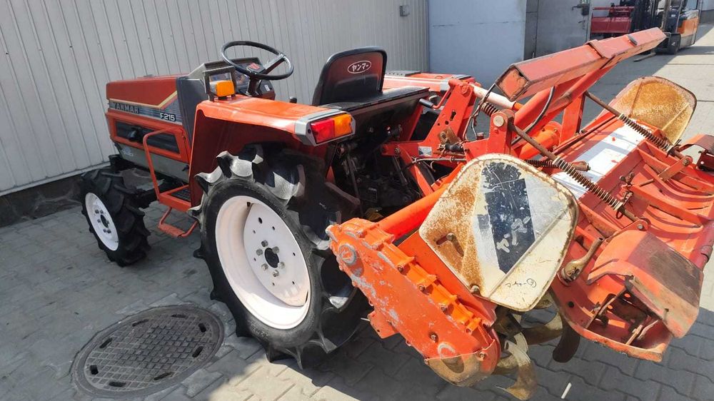 Japoński traktorek Yanmar F 215 z glebogryzarką 4x4 21 KM