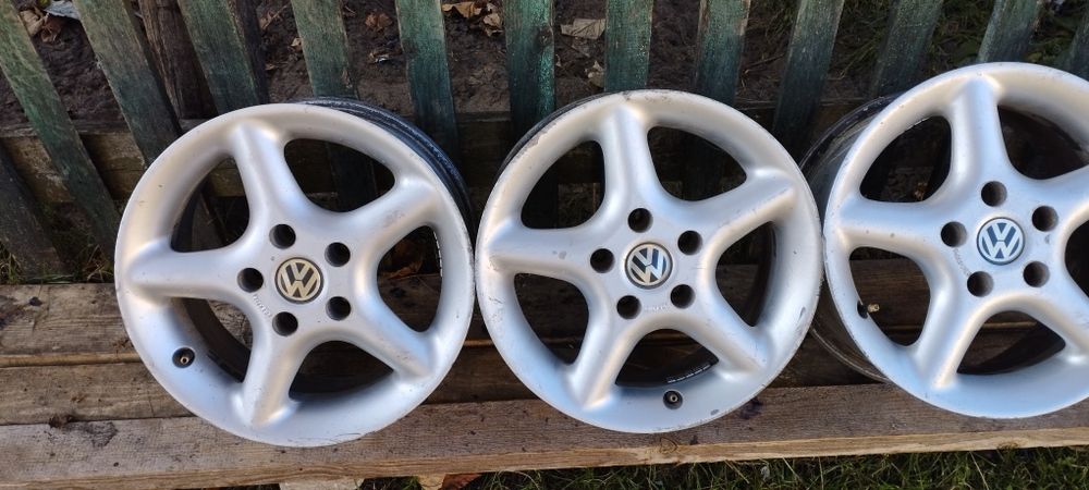 Диски/ титанові 5/112/R15 et35 VW