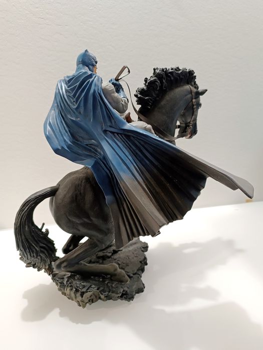 Estátua Batman The Dark Knight Returns