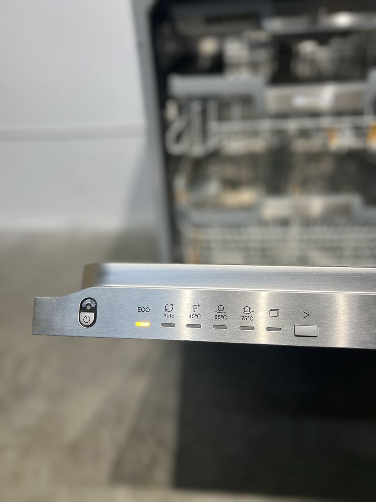 Вбудована посудомийна машина Miele G 7150 SCVI. PowerWash.Укр. меню!