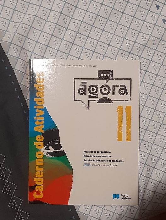 Caderno de atividades de filosofia 11°ano