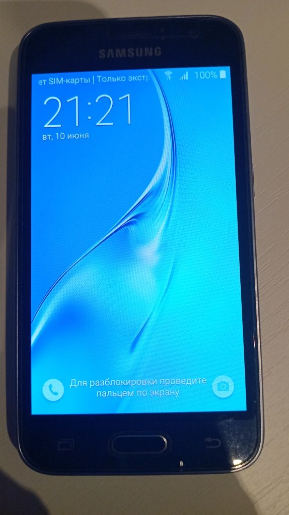 Продам рабочий тел.Samsung