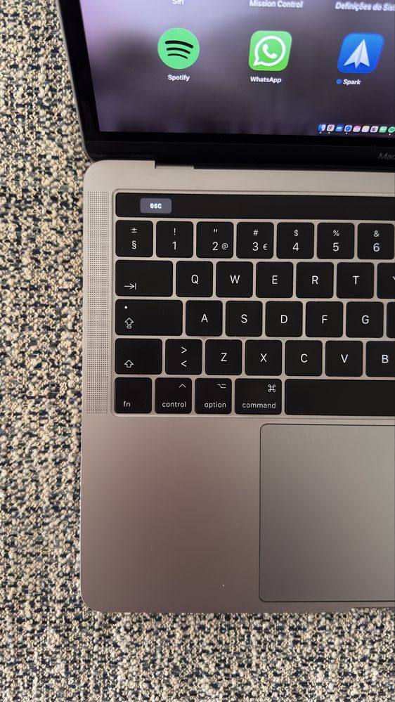Apple Macbook Pro 13 Touchbar