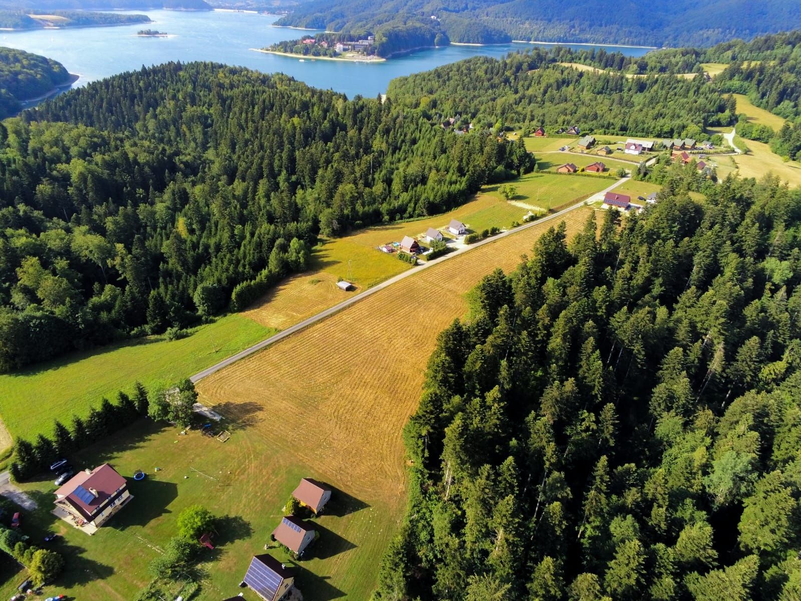 Domki -Kwatery prywatne Werlas-Bieszczady-Jezioro Solińskie