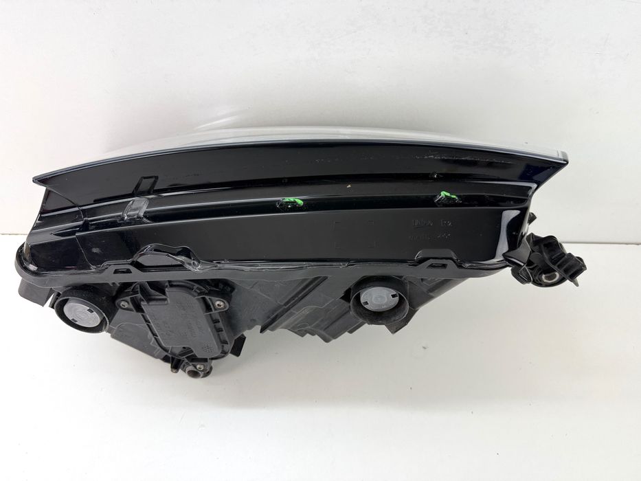 Skoda Scala 657 Lampa Prawa Led H7 Przednia Przód