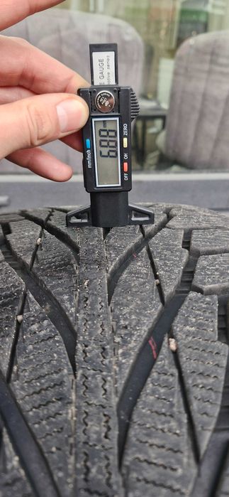 комплект Nokian Hakkapeliitta R2 SUV 255 50 R20 109R