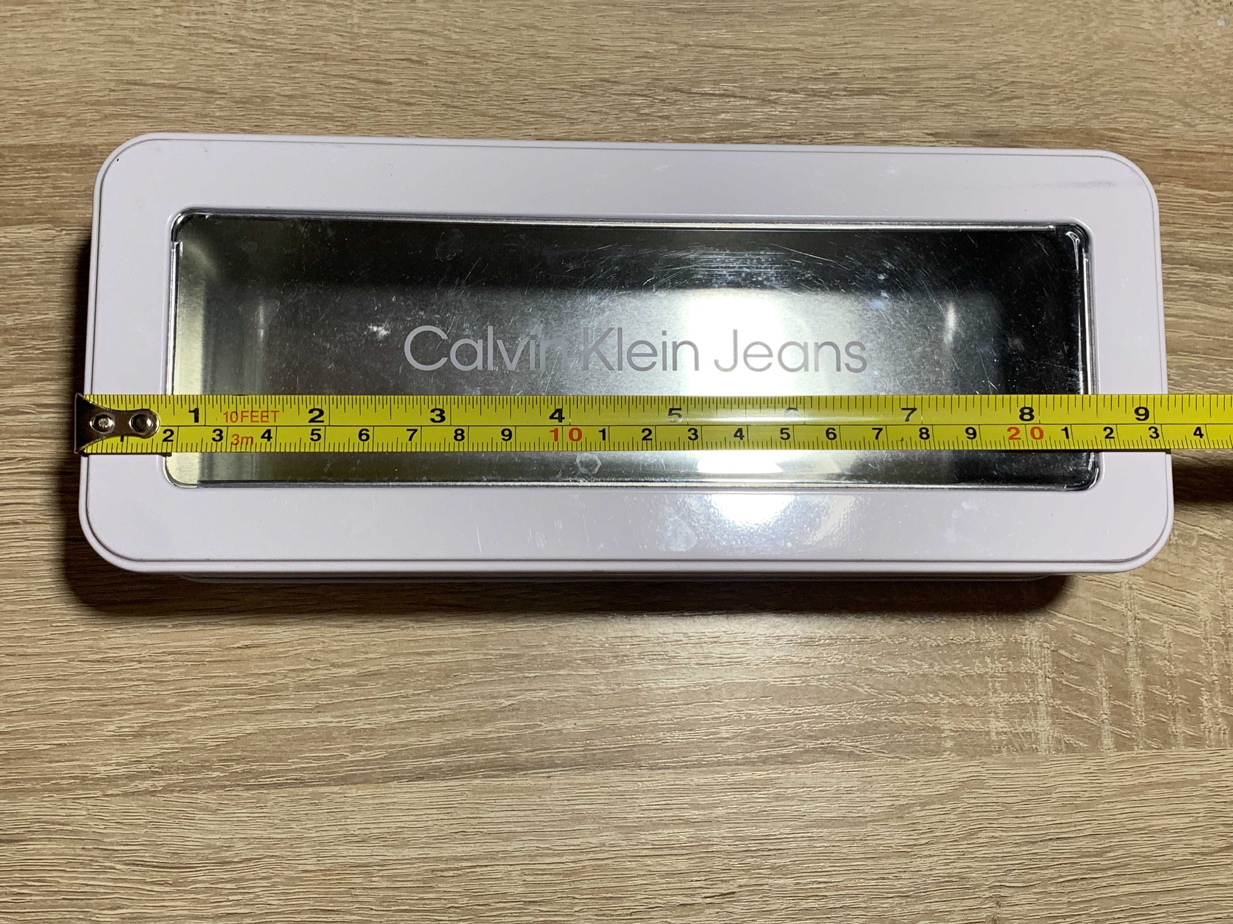 Коробка упаковка Hugo Boss Osma Salvatore Ferragamo Calvin Klein Prada