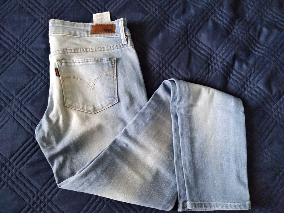 Spodnie jeansowe Levisy 26, jeansy rozmiar 26 Levi's