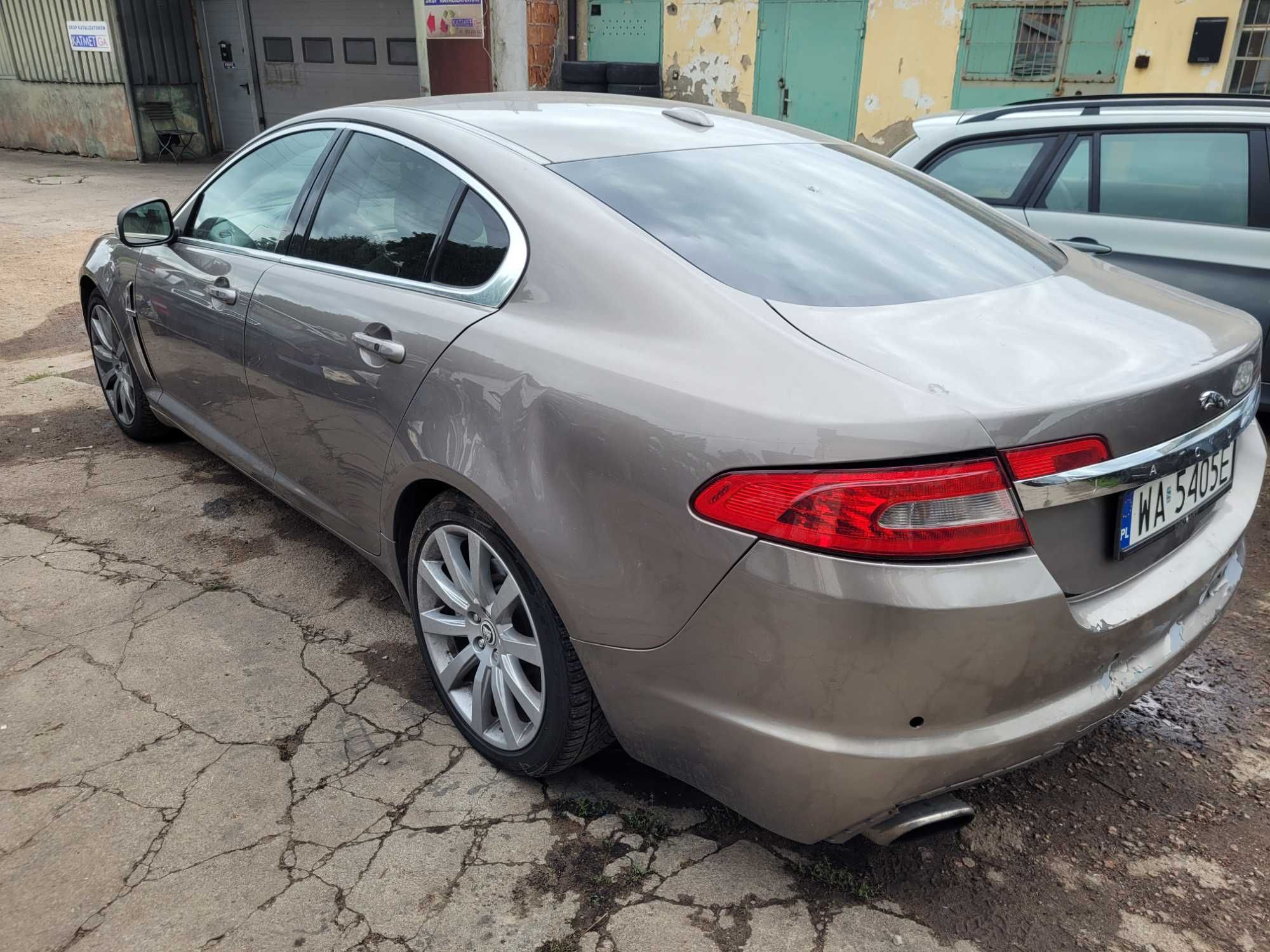 Jaguar XF 2,7 Diesel 2008 rok automat uszkodzony,  silnik ok!