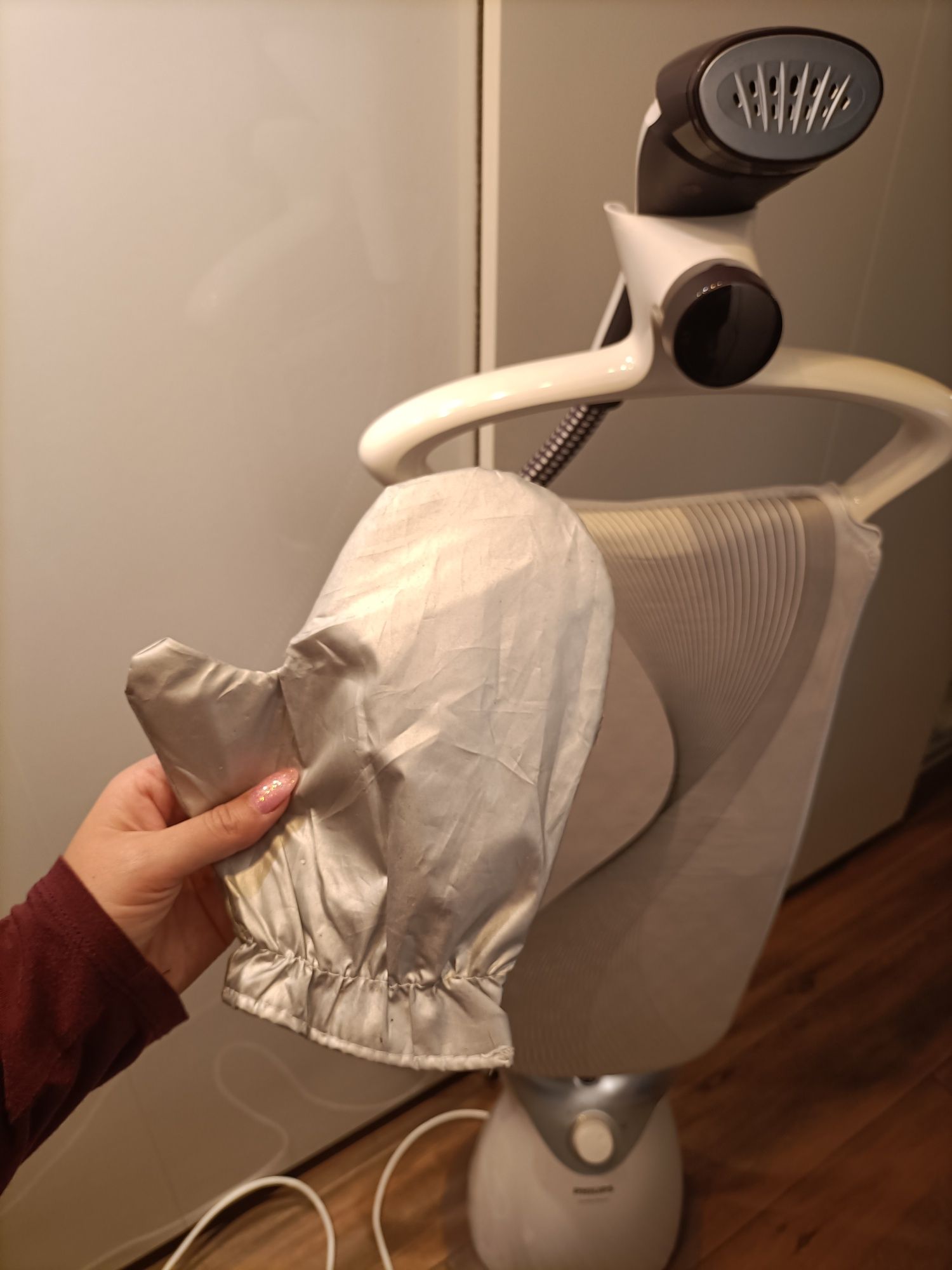 Parownica Philips GC557 stojący streamer do ubrań | świetny stan