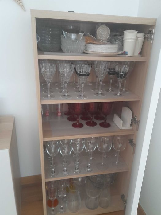 Movel sala ikea besta branco e carvalho